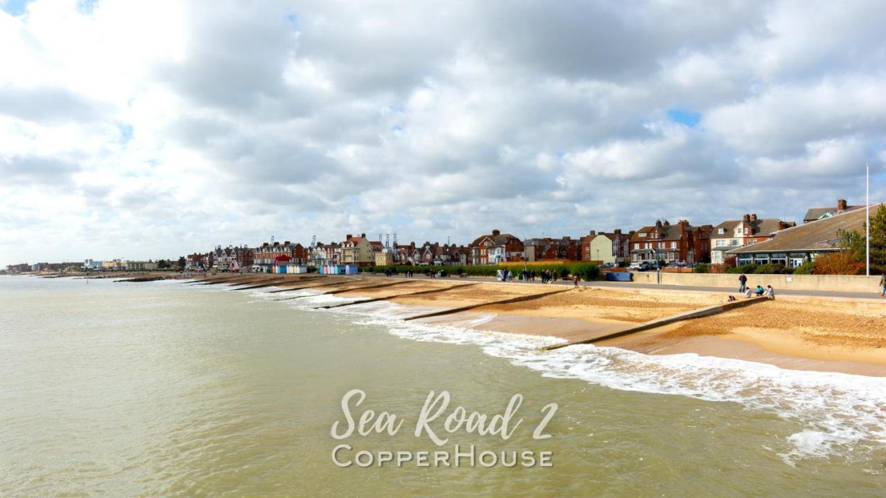Beautiful Apartments On The Sea Front - Sea Road 2 Felixstowe Ngoại thất bức ảnh